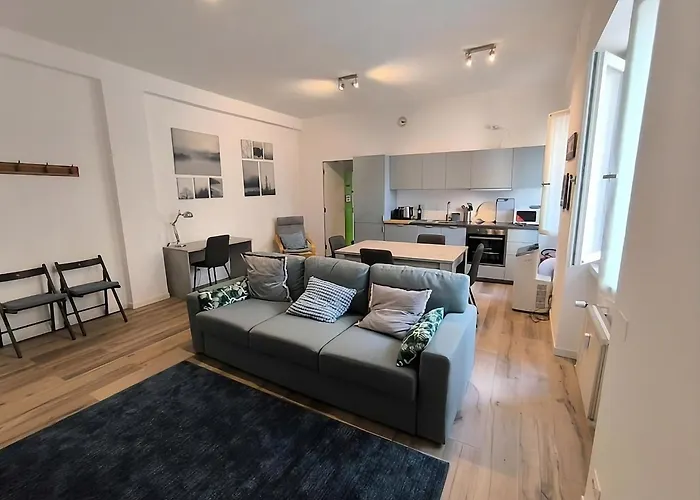 Apartamento Casa Salle-spazioso Bilocale Vicino Al Centro *